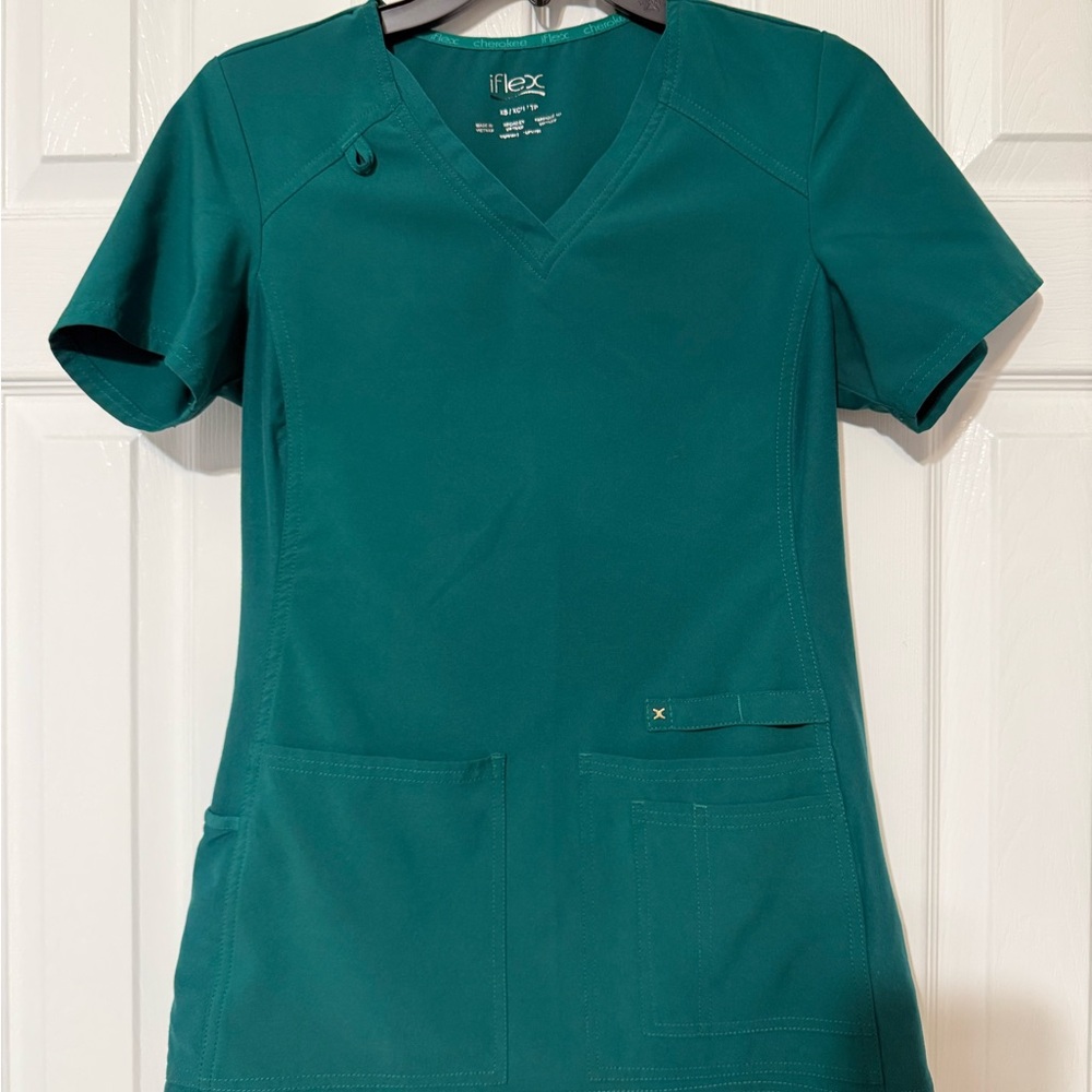 Cherokee iflex scrub set